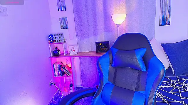 Snapshot of aron_wi chatting on 20, 11, 2025 aron wi online show from 20, 11, 2025