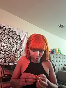 butterflybootyy online show from 3, 10, 2025