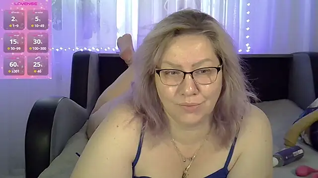 AngelinaGlam online show from 12, 10, 2025