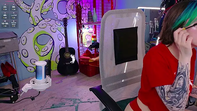 Snapshot of Cumpotik_Eve chatting on 6, 4, 2026 Cumpotik Eve online show from 6, 4, 2026