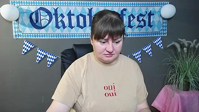 ZannaDreil online show from 8, 10, 2025