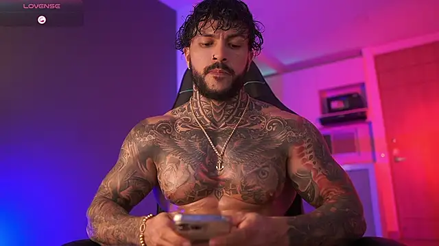 Snapshot of mariano_costa chatting on 28, 10, 2025 mariano costa online show from 28, 10, 2025