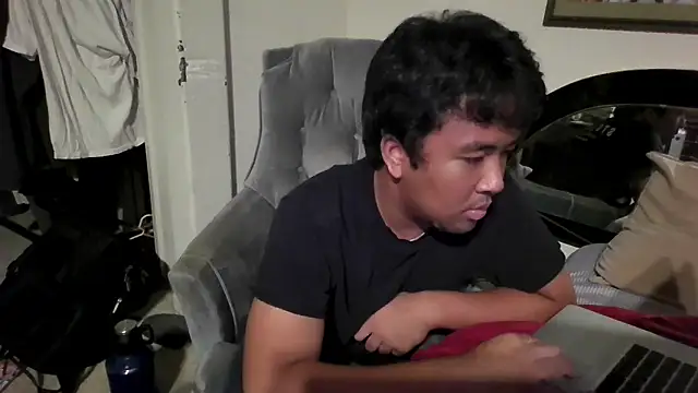 Snapshot of bigasianloads25 chatting on 28, 9, 2025 bigasianloads25 online show from 28, 9, 2025