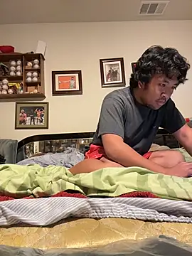 Snapshot of bigasianloads25 chatting on 26, 11, 2025 bigasianloads25 online show from 26, 11, 2025