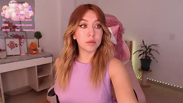 Snapshot of Dahlia__espresso chatting on 20, 11, 2025 Dahlia espresso online show from 20, 11, 2025