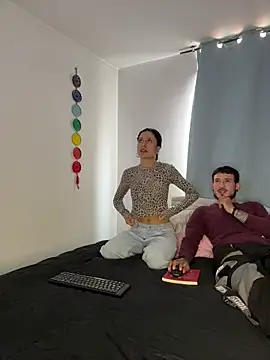 anika lowen02 online show from 16, 10, 2025