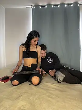 anika lowen02 online show from 25, 10, 2025