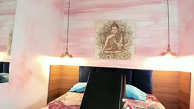 Snapshot of MelaniieRoux chatting on 21, 2, 2026 MelaniieRoux online show from 21, 2, 2026