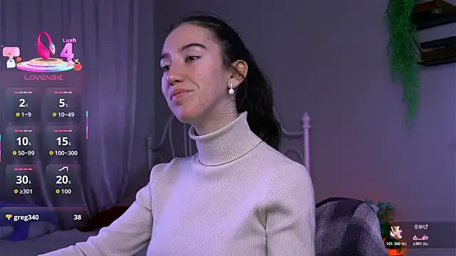 Snapshot of Belle_Via chatting on 25, 10, 2025 Belle Via online show from 25, 10, 2025