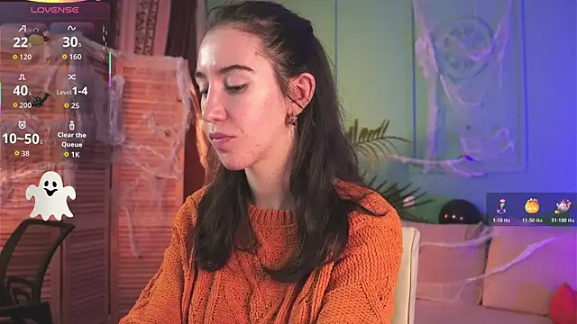 Snapshot of Belle_Via chatting on 5, 11, 2025 Belle Via online show from 5, 11, 2025