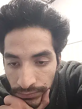 Snapshot of nskgenz chatting on 15, 12, 2025 nskgenz online show from 15, 12, 2025