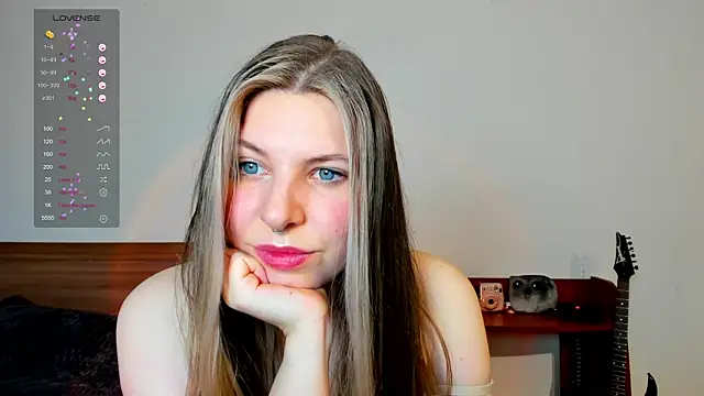 Annie aww online show from 2, 2, 2025