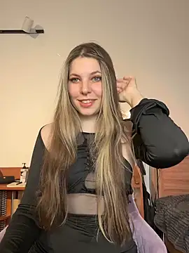 Annie aww online show from 13, 3, 2025