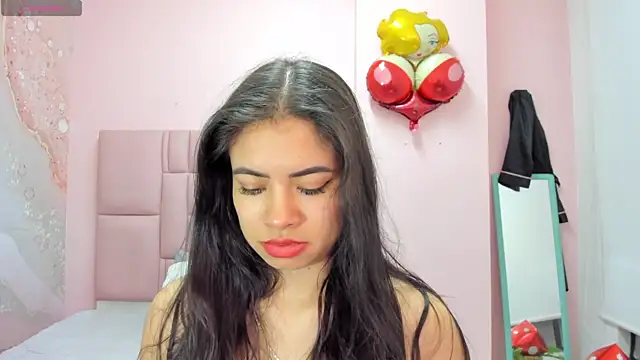 soyzarahtorres online show from 24, 10, 2025