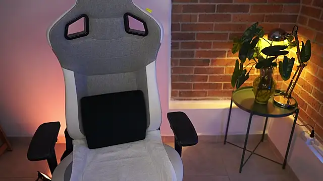 anyacutex online show from 15, 1, 2025