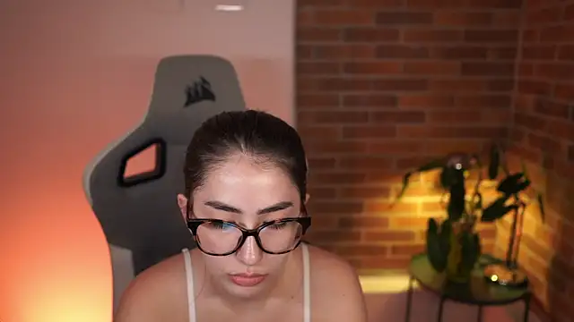 anyacutex online show from 17, 1, 2025