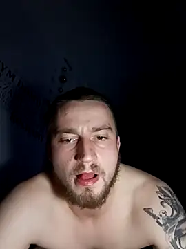 wariacik0024 online show from 3, 12, 2025