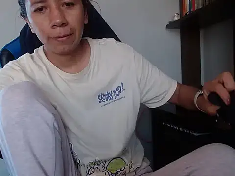 Erotic latina online show from 8, 11, 2025