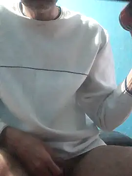 Snapshot of hugosafado333 chatting on 5, 10, 2025 hugosafado333 online show from 5, 10, 2025