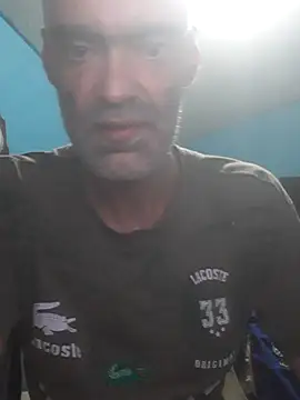 Snapshot of hugosafado333 chatting on 8, 10, 2025 hugosafado333 online show from 8, 10, 2025