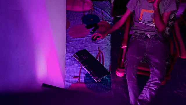 Snapshot of Habibi_big_b chatting on 1, 11, 2025 Habibi big b online show from 1, 11, 2025