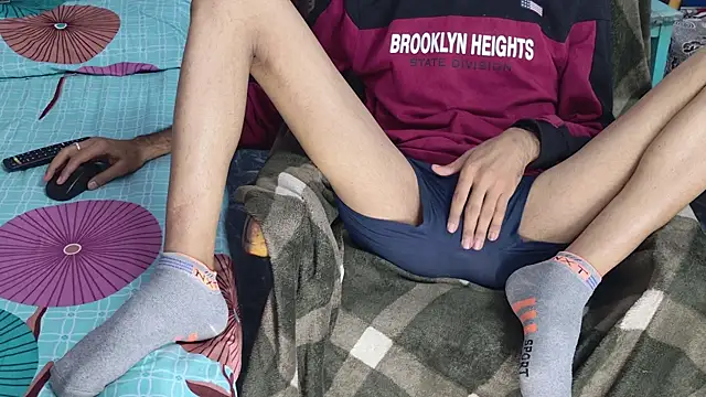 Snapshot of Habibi_big_b chatting on 5, 11, 2025 Habibi big b online show from 5, 11, 2025