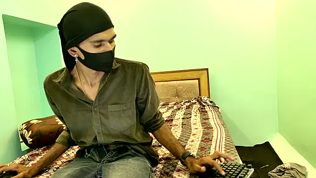 Snapshot of Habibi_big_b chatting on 22, 2, 2026 Habibi big b online show from 22, 2, 2026