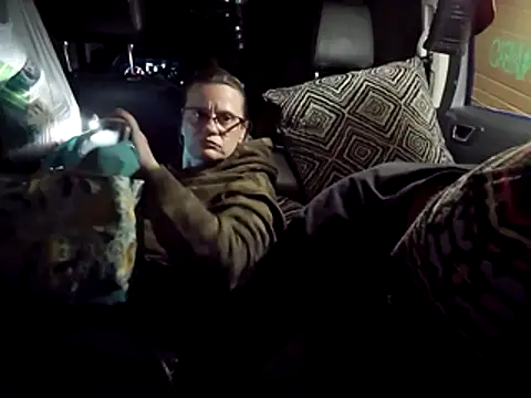 lit702 online show from 27, 11, 2025