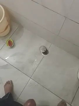 Snapshot of Gururonny07 chatting on 19, 10, 2025 Gururonny07 online show from 19, 10, 2025