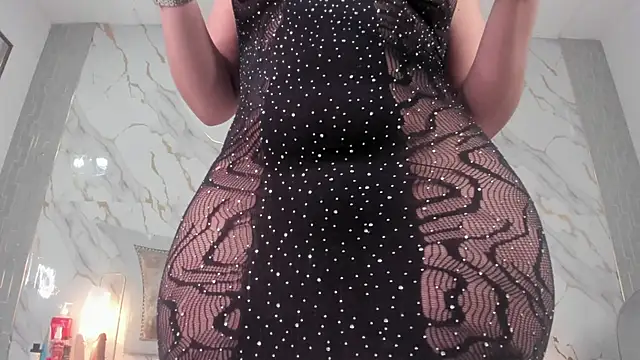 Snapshot of sarita_rouzze chatting on 9, 10, 2025 sarita rouzze online show from 9, 10, 2025