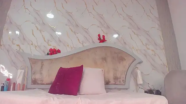 Snapshot of sarita_rouzze chatting on 31, 10, 2025 sarita rouzze online show from 31, 10, 2025