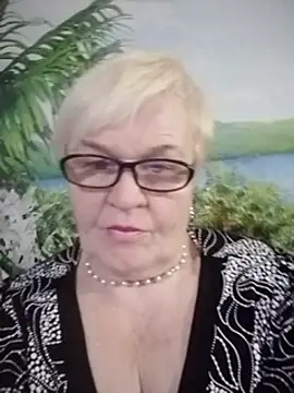 VioletSweet566 online show from 12, 12, 2024