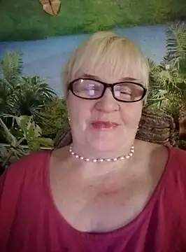 VioletSweet566 online show from 27, 2, 2025