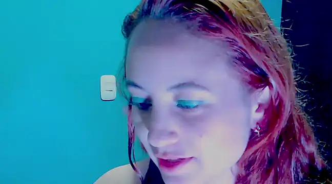 zoe jones3 online show from 9, 12, 2024