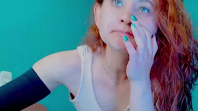 zoe jones3 online show from 26, 12, 2024