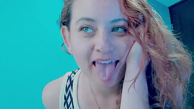 zoe jones3 online show from 20, 1, 2025
