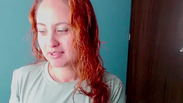 zoe jones3 online show from 28, 1, 2025