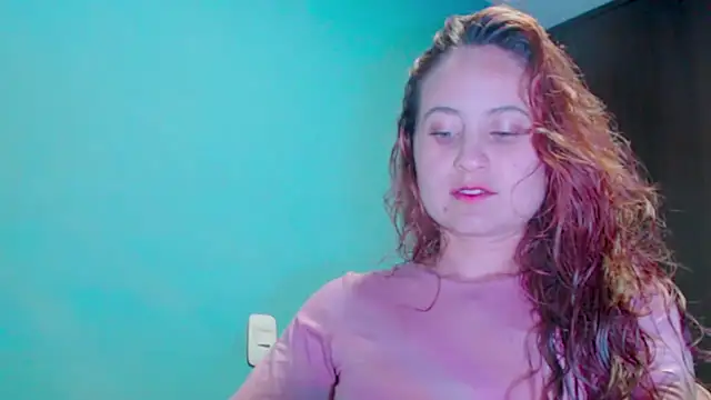 zoe jones3 online show from 1, 2, 2025