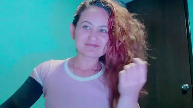 zoe jones3 online show from 13, 2, 2025