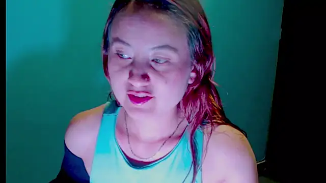 zoe jones3 online show from 4, 3, 2025