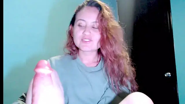 zoe jones3 online show from 19, 3, 2025