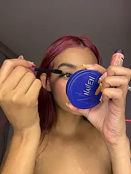 Laura fernandezII online show from 14, 1, 2026