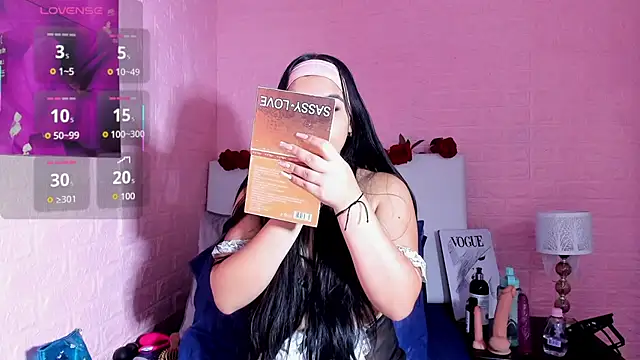 LYAA COLLINS  online show from 5, 12, 2025