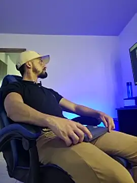 MAXIMUS MASTE3 online show from 4, 2, 2026