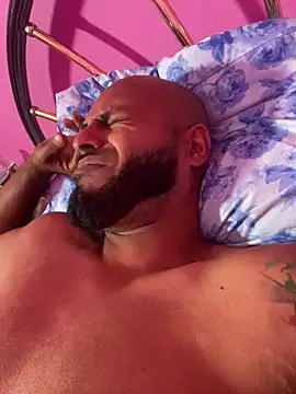 islandvybee55 online show from 22, 2, 2026