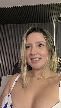 MiaPetit  online show from 3, 12, 2025