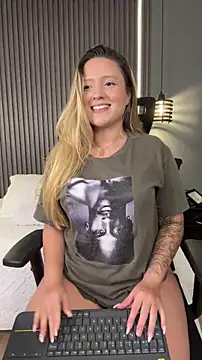 MiaPetit  online show from 19, 2, 2026