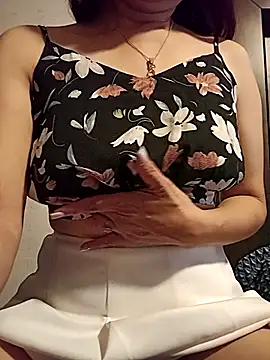 KITTEN-10 online show from 15, 11, 2025