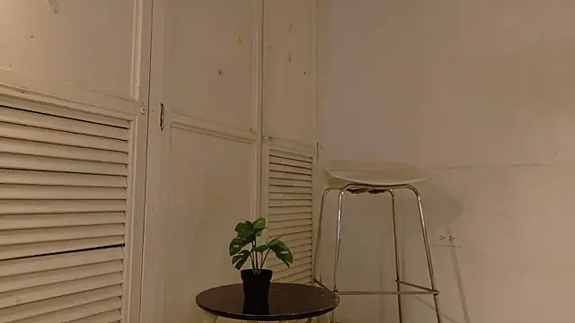 Snapshot of natalia_aguirre1 chatting on 10, 2, 2026 natalia aguirre1 online show from 10, 2, 2026