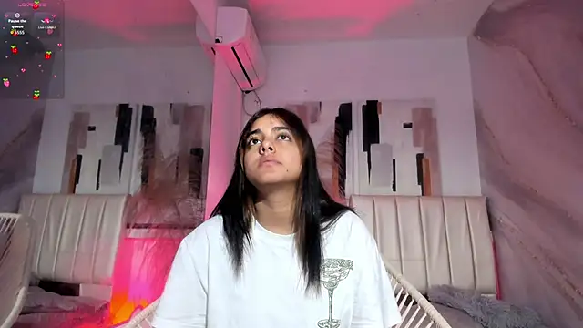 Snapshot of natalia_aguirre1 chatting on 22, 3, 2026 natalia aguirre1 online show from 22, 3, 2026